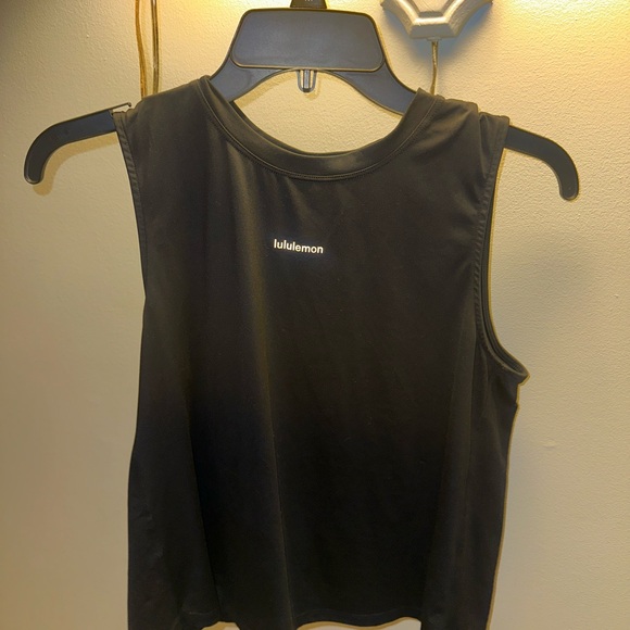 lululemon athletica Classic Black Muscle Tee - Picture 1 of 3